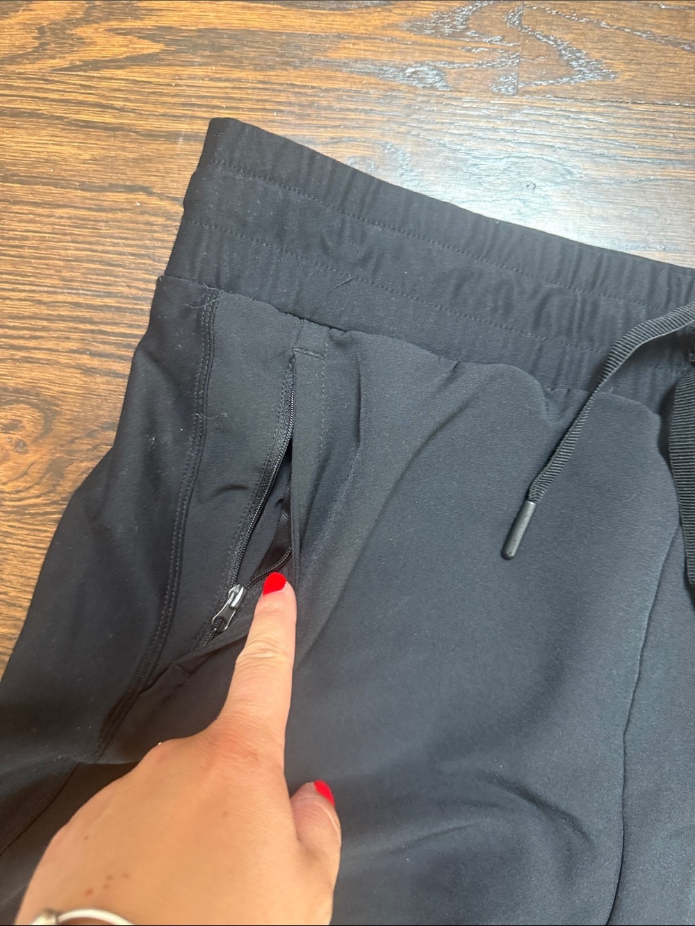 Avalanche Outdoor Supply Company black activewear joggers size L - Picture 2 of 5